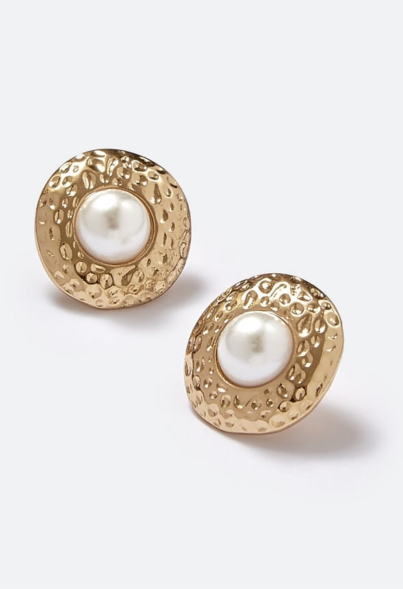 Pria Hammered Metal Surround And Glass Pearl Stud Earrings Cream/ Gold