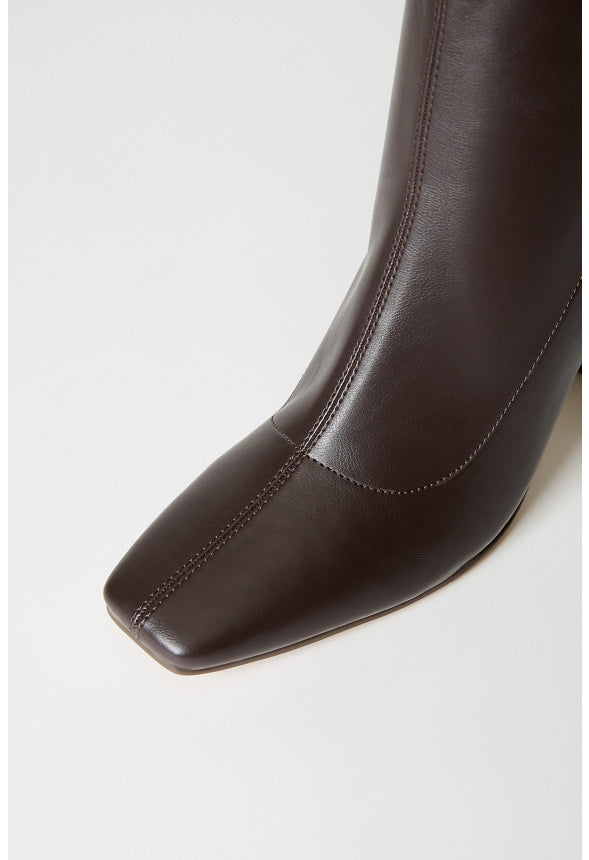 Maddie Stiletto Bootie Cacao Brown