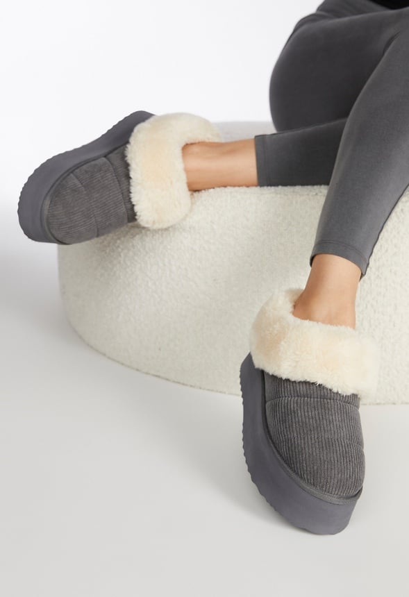 Jovie Fuzzie Flat Magnet Black