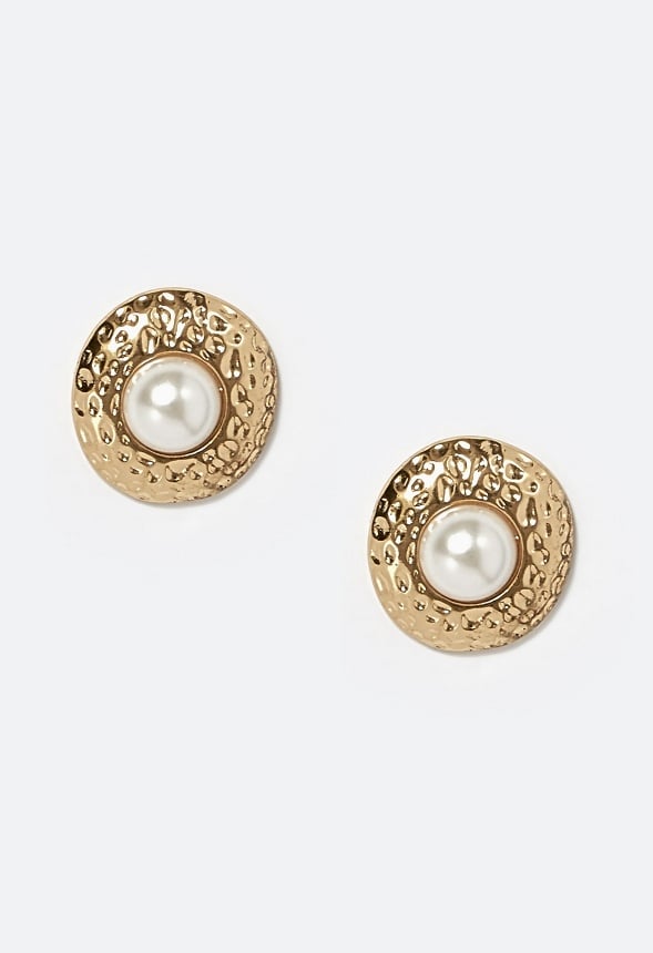 Pria Hammered Metal Surround And Glass Pearl Stud Earrings  Cream/ Gold