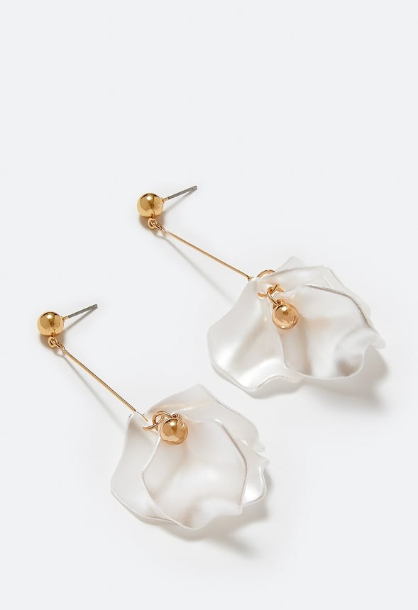 Tam Pearlized Petals Flower Drop Earrings Cream/ Gold