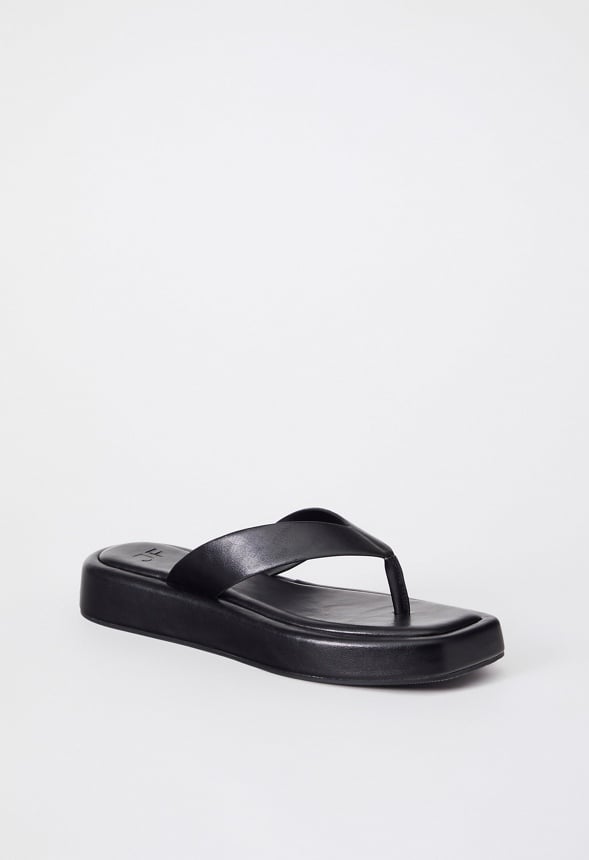 Lakey Flat Sandal Black