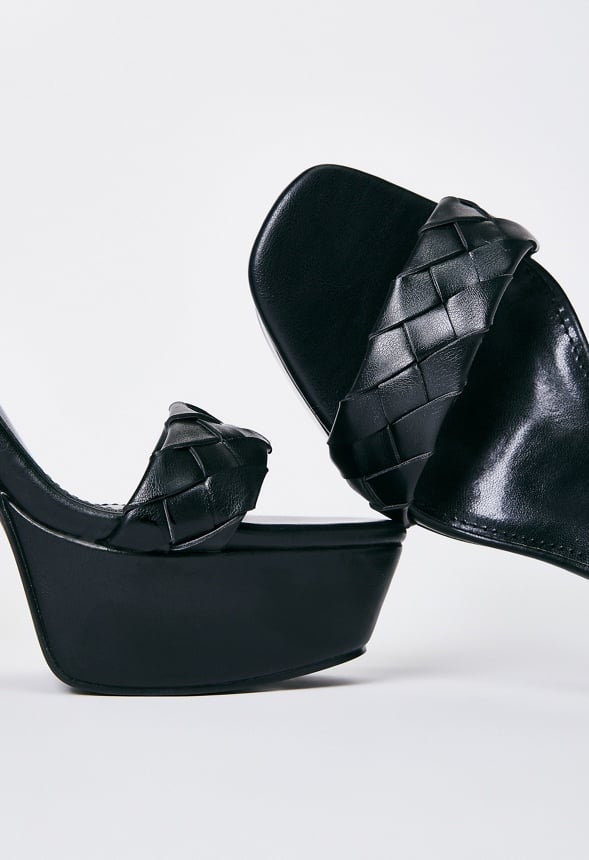 Aviva Heeled Sandal Black