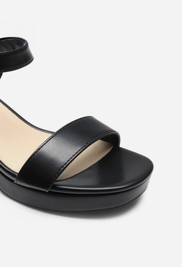 Chunky Block Heeled Sandals Black