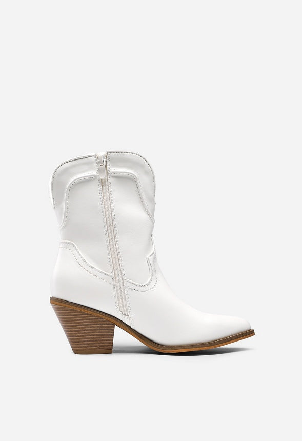 Western Ankle Boot White