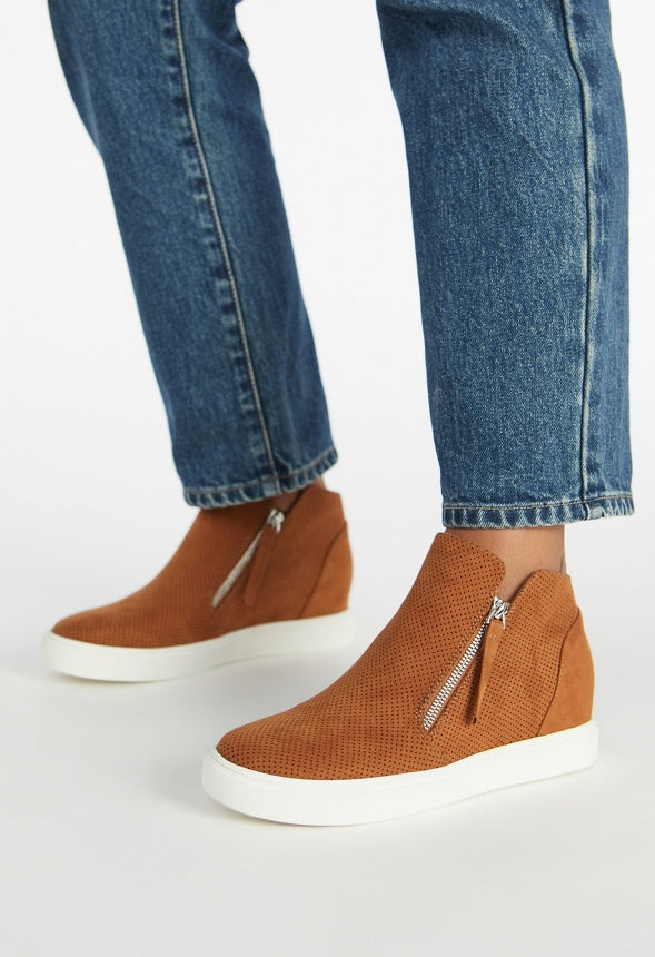 Kayden Wedge Trainers Camel