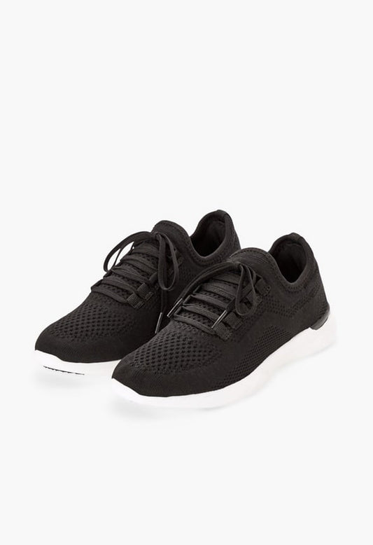 Easton Trainers Black