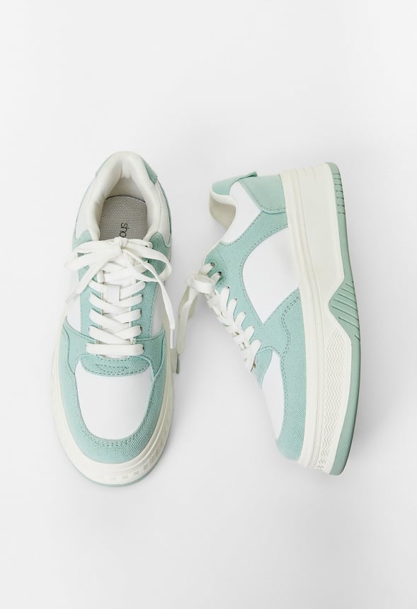 Billie Court Trainers Subtle Green/ Bright White