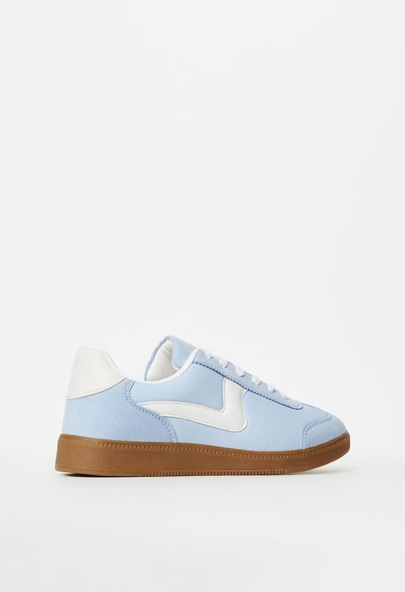 Demi Court Trainers Skyway Multi